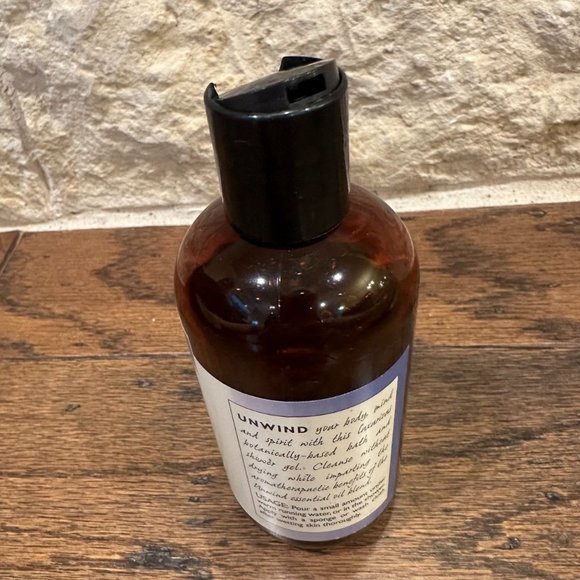 Arbonne Aromassentials unwind Bath and Shower Gel 8.7 fl oz 95% Left - Picture 5 of 5